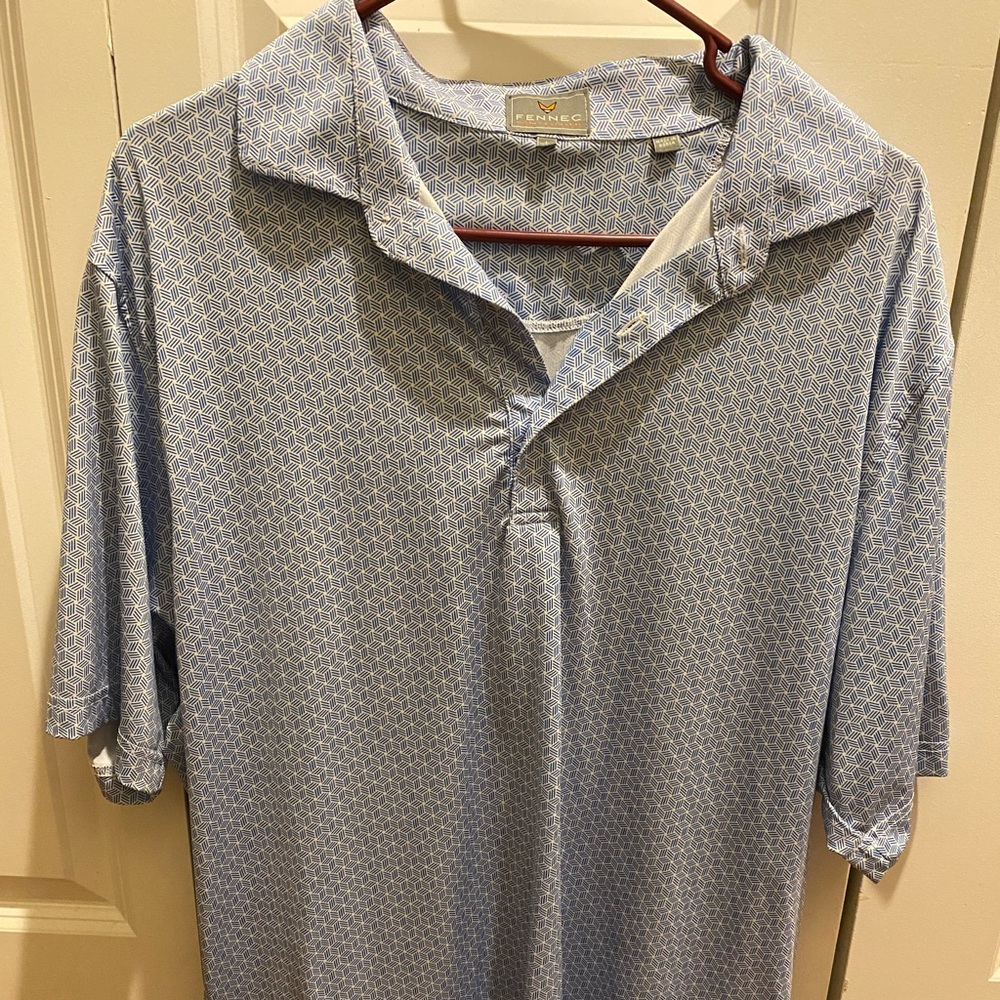Fennec golf polo. Size Large